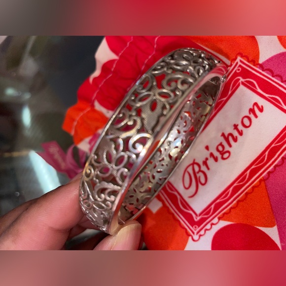 Brighton bangle brace - Picture 7 of 13